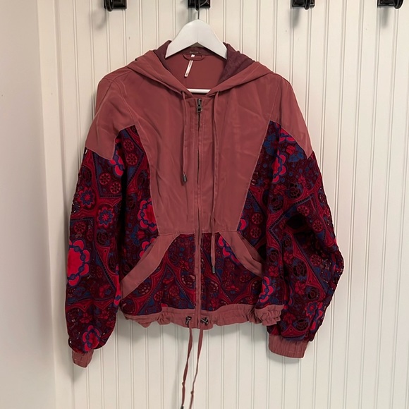 Free People Embroidered Crochet Lace Magpie Oversize Lacey Rose Pink Jacket - Picture 2 of 6